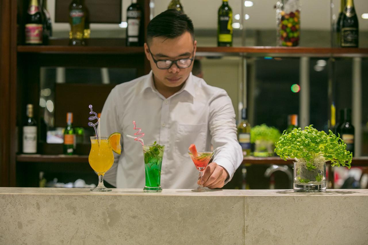 ハノイ エモーション ホテル ハノイ市 エクステリア 写真